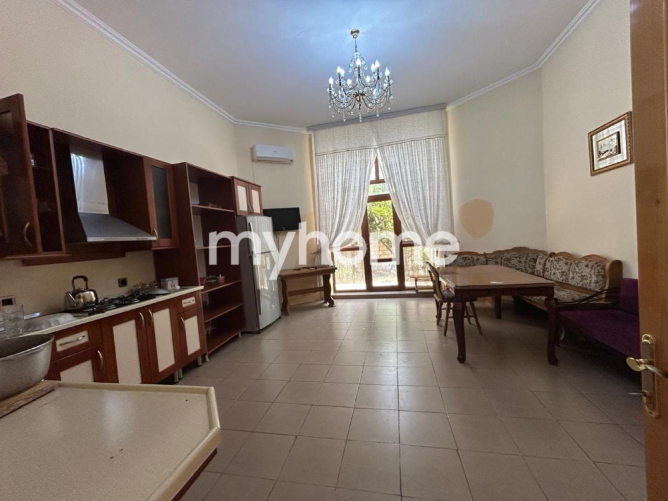 İsmayıllı şəhərində 200m² həyət evi satılır