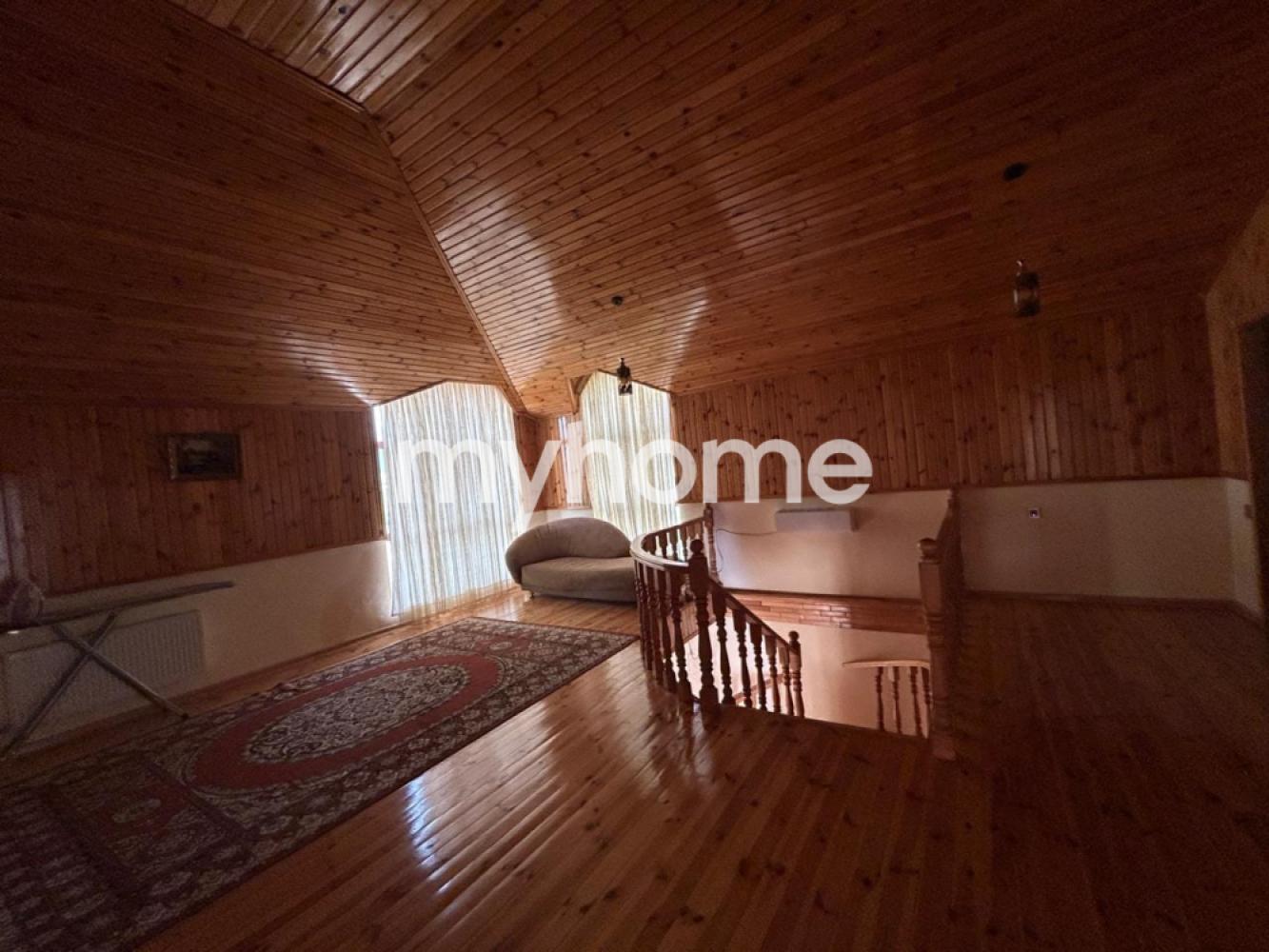  İsmayıllı şəhərində 200m² həyət evi satılır