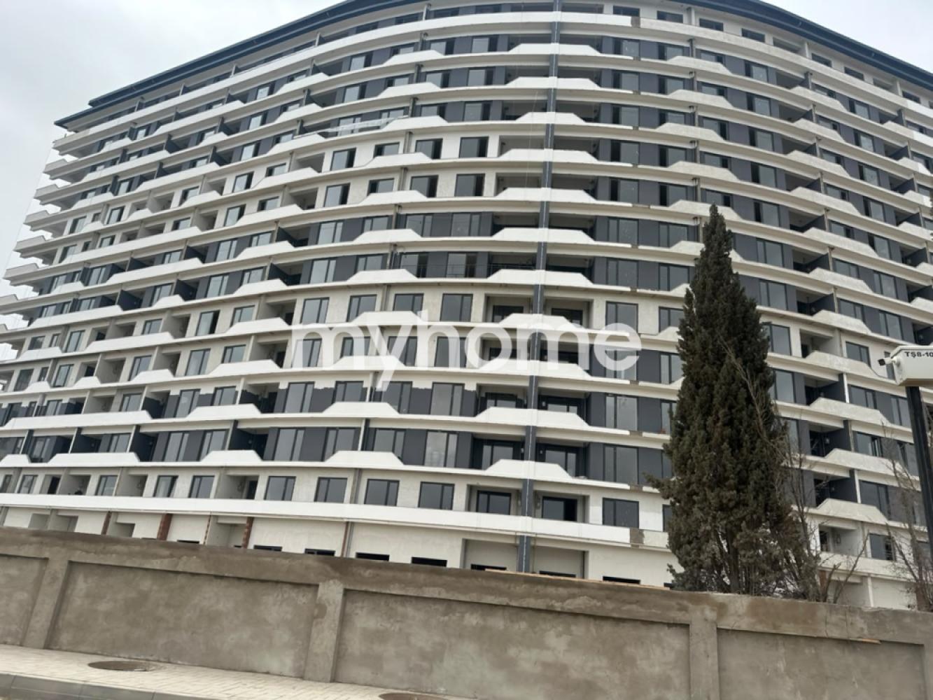  Biləcəri qəsəbəsində 92m² mənzil satılır