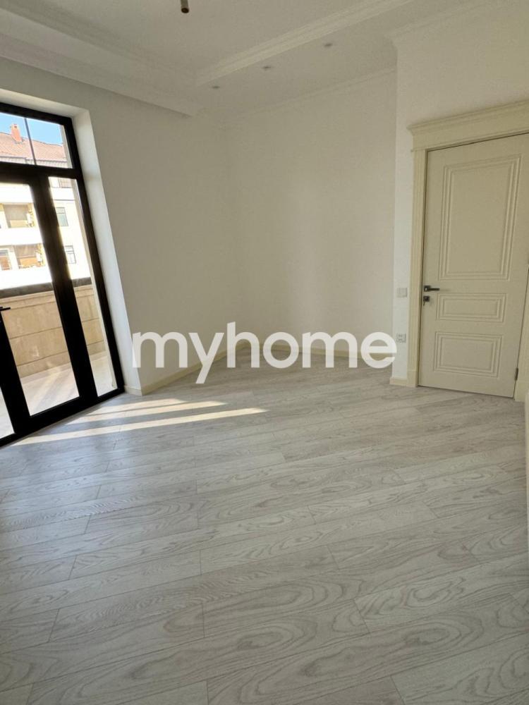  Köhnə Günəşli qəsəbəsində 317m² həyət evi satılır