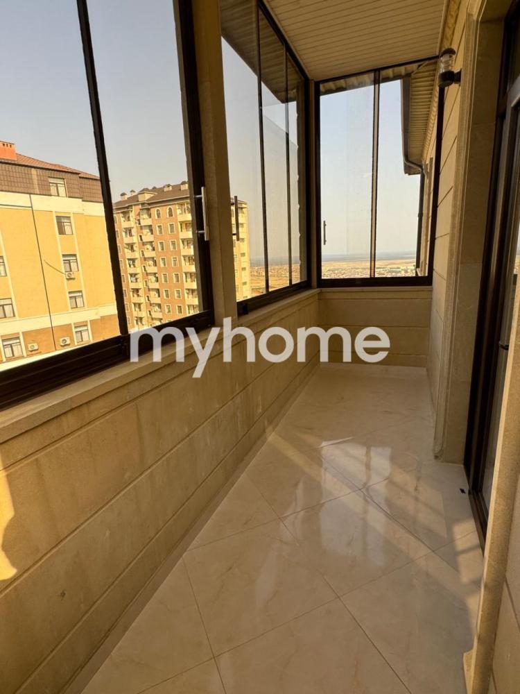  Köhnə Günəşli qəsəbəsində 317m² həyət evi satılır