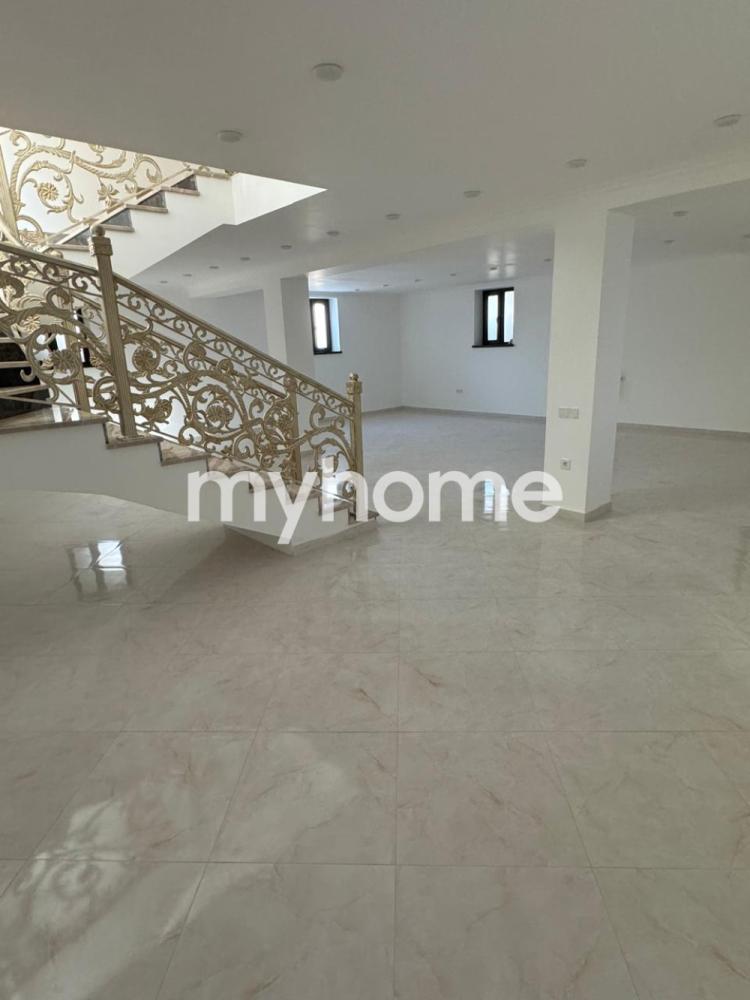  Köhnə Günəşli qəsəbəsində 317m² həyət evi satılır