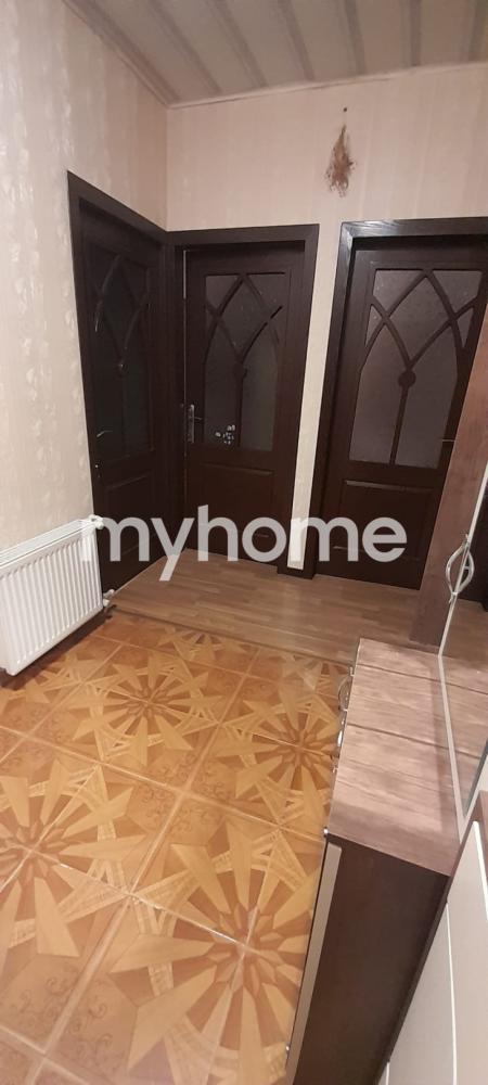  Yeni Günəşli qəsəbəsində 80m² mənzil satılır