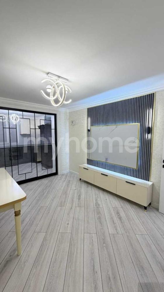  Bakı şəhərində 67m² mənzil satılır