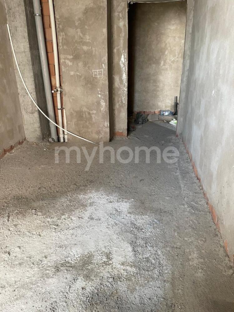 Bakı şəhərində 80m² mənzil satılır