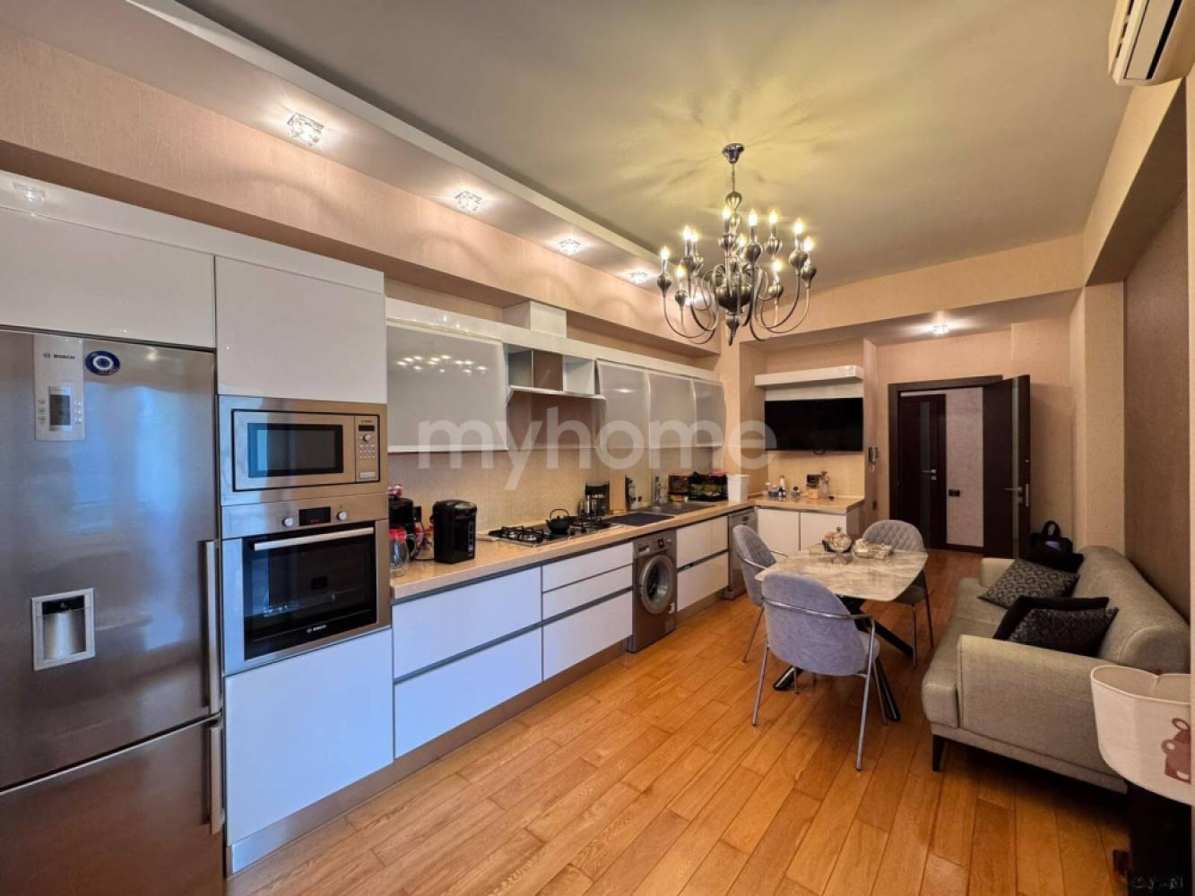  Bakı şəhərində 158m² mənzil satılır