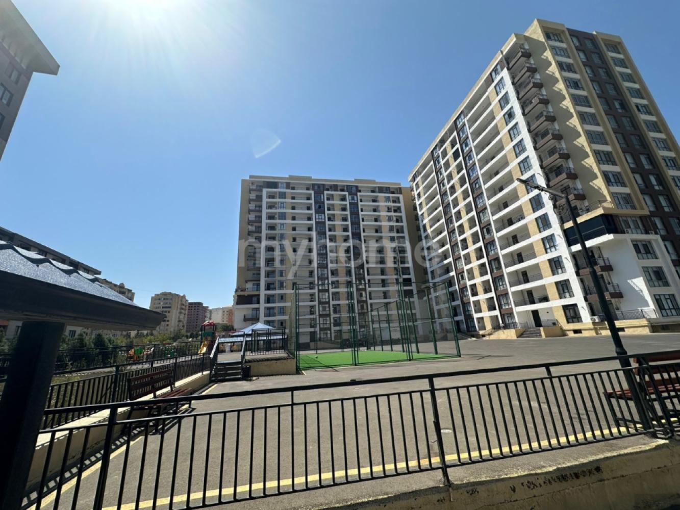  Sumqayıt şəhərində 72m² mənzil kirayə verilir