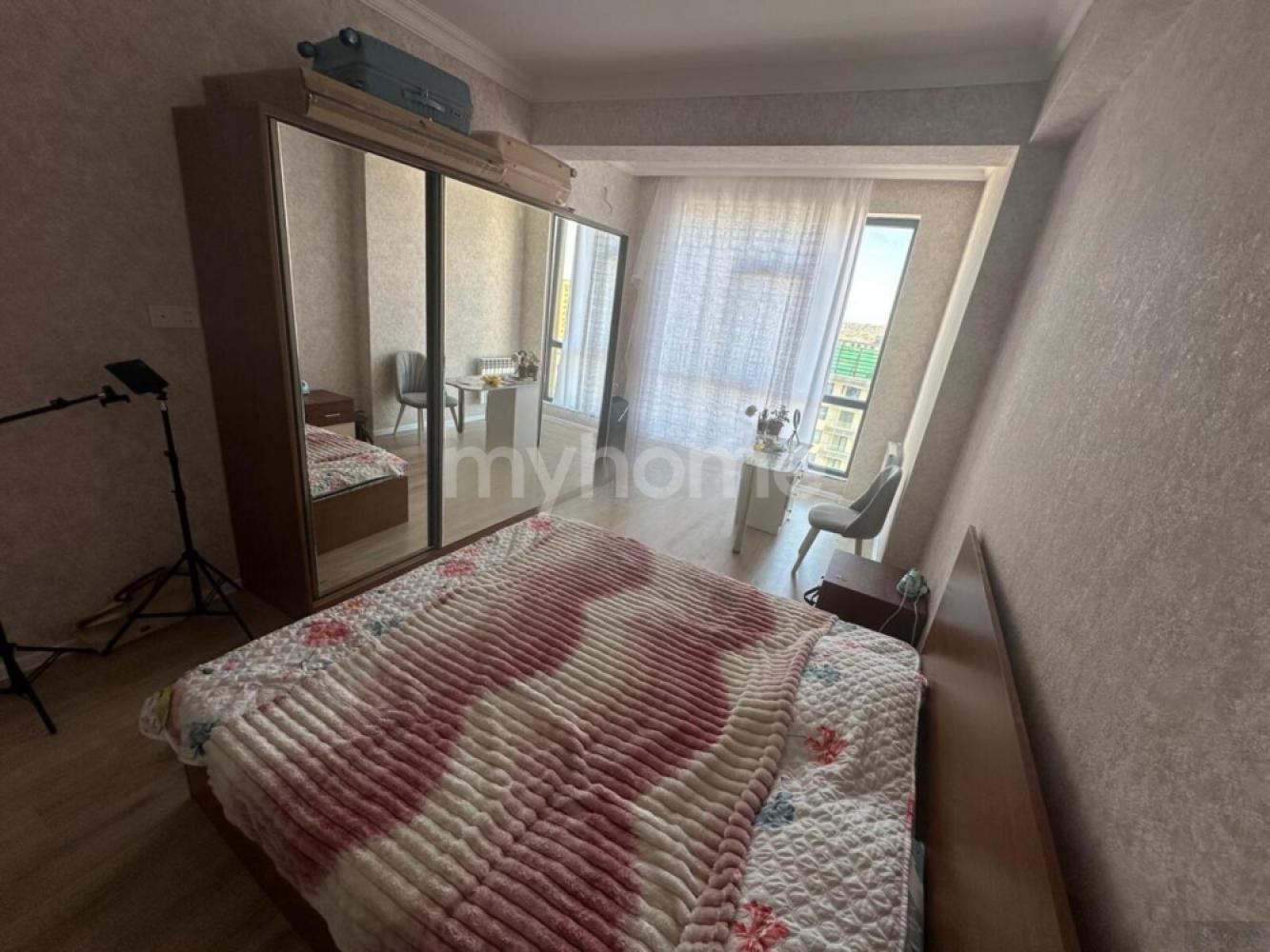  Sumqayıt şəhərində 72m² mənzil kirayə verilir
