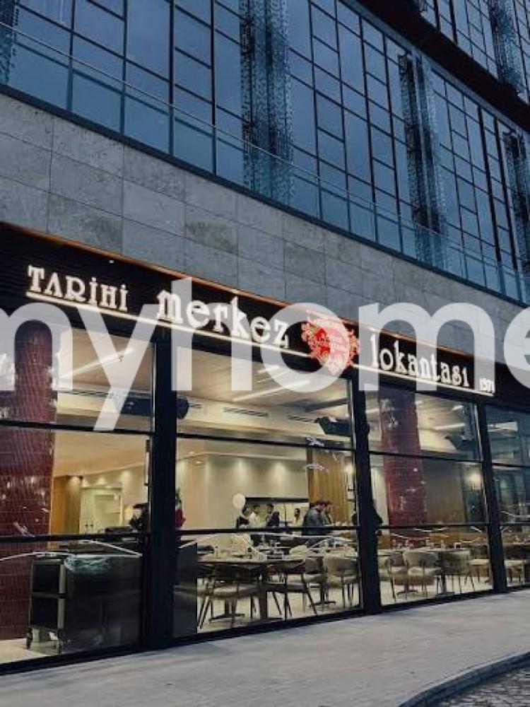  Suraxanı qəsəbəsində 1500m² obyekt satılır