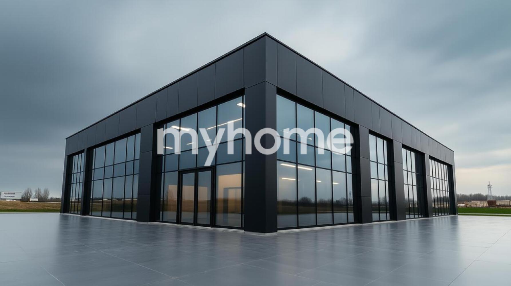  Suraxanı qəsəbəsində 1500m² obyekt satılır