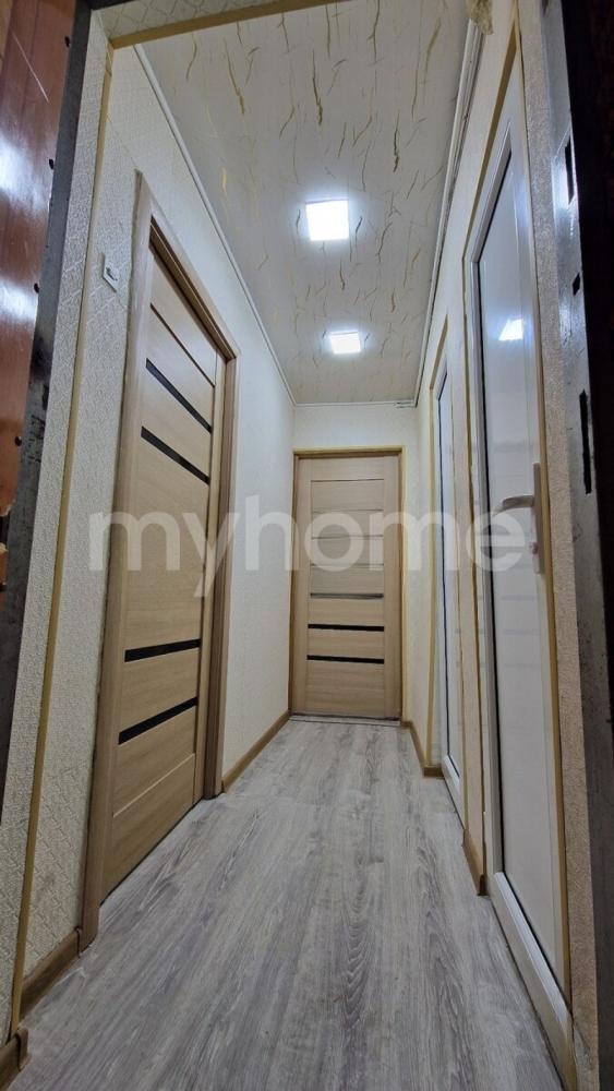  Yevlax şəhərində 68m² mənzil satılır