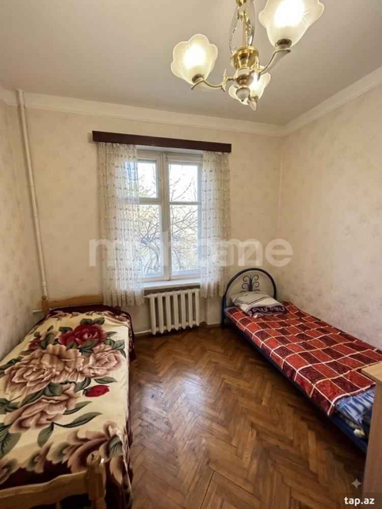  28 May qəsəbəsində 110m² mənzil kirayə verilir
