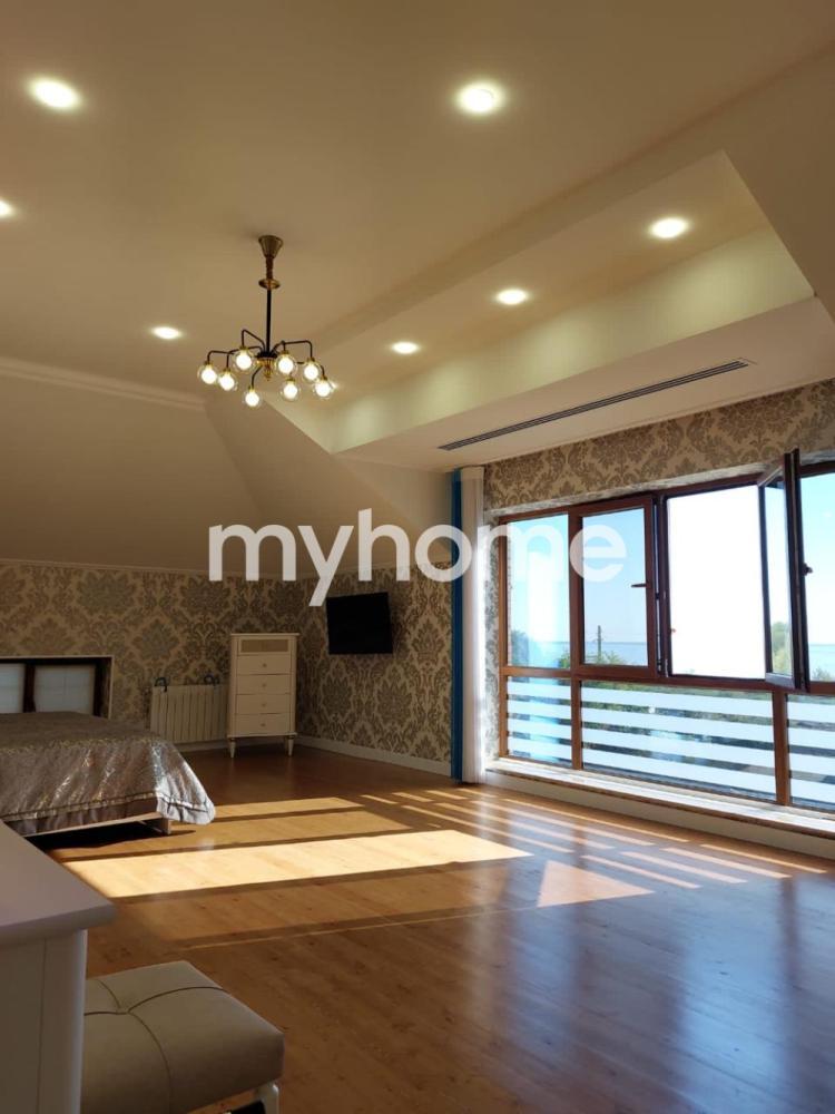  Astara şəhərində 750m² obyekt satılır