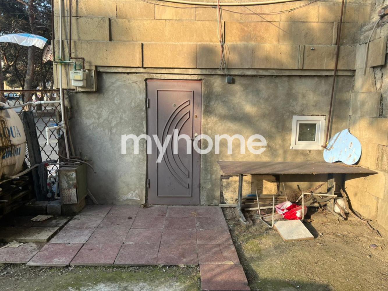  Bakıxanov qəsəbəsində 61m² obyekt satılır