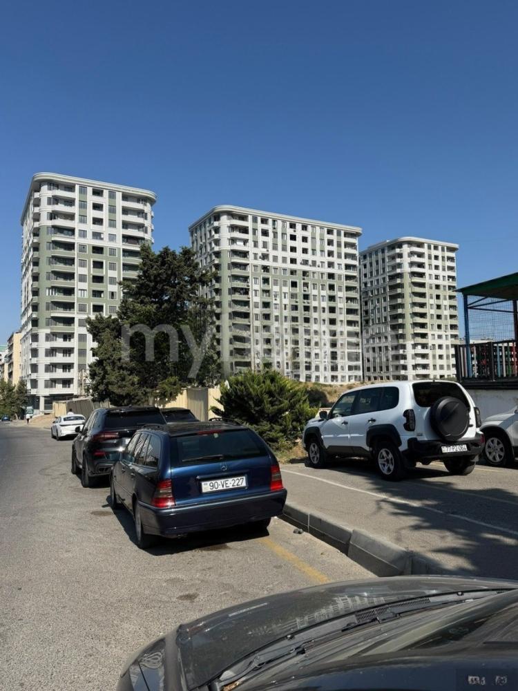  Həzi Aslanov qəsəbəsində 56m² mənzil satılır