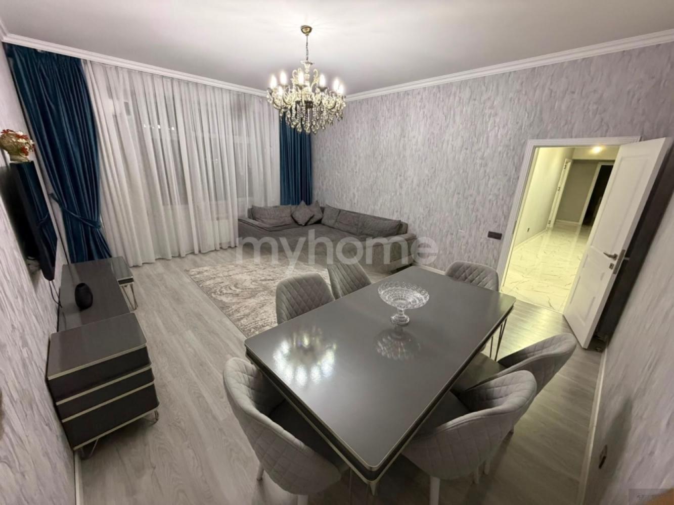  Lökbatan qəsəbəsində 154m² mənzil kirayə verilir