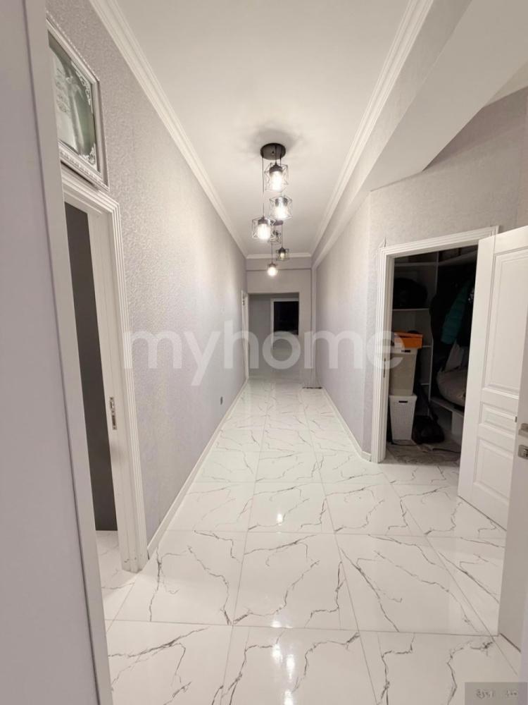  Lökbatan qəsəbəsində 154m² mənzil kirayə verilir