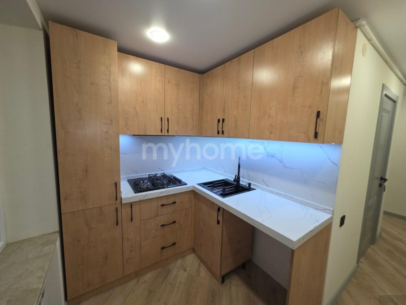  Bakı şəhərində 52m² mənzil satılır