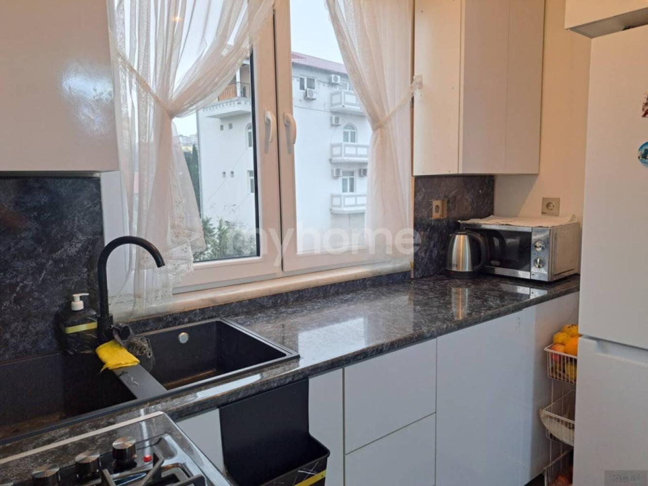  Biləcəri qəsəbəsində 40m² mənzil satılır