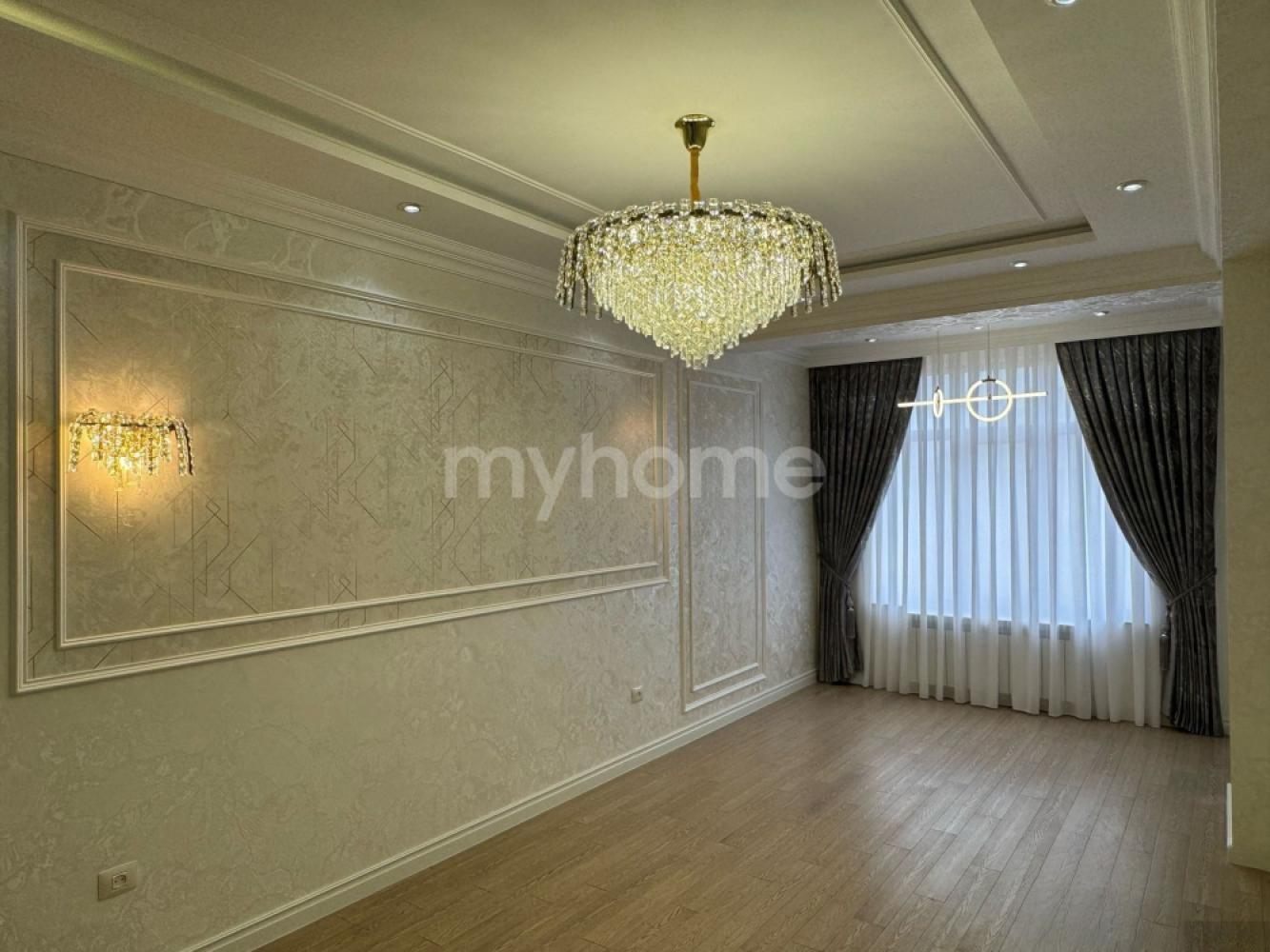  Bakı şəhərində 95m² mənzil satılır