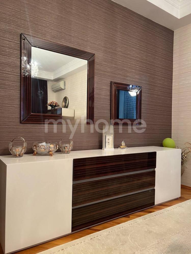  Bakı şəhərində 75m² mənzil satılır