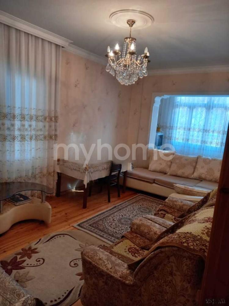  Bakı şəhərində 110m² mənzil satılır