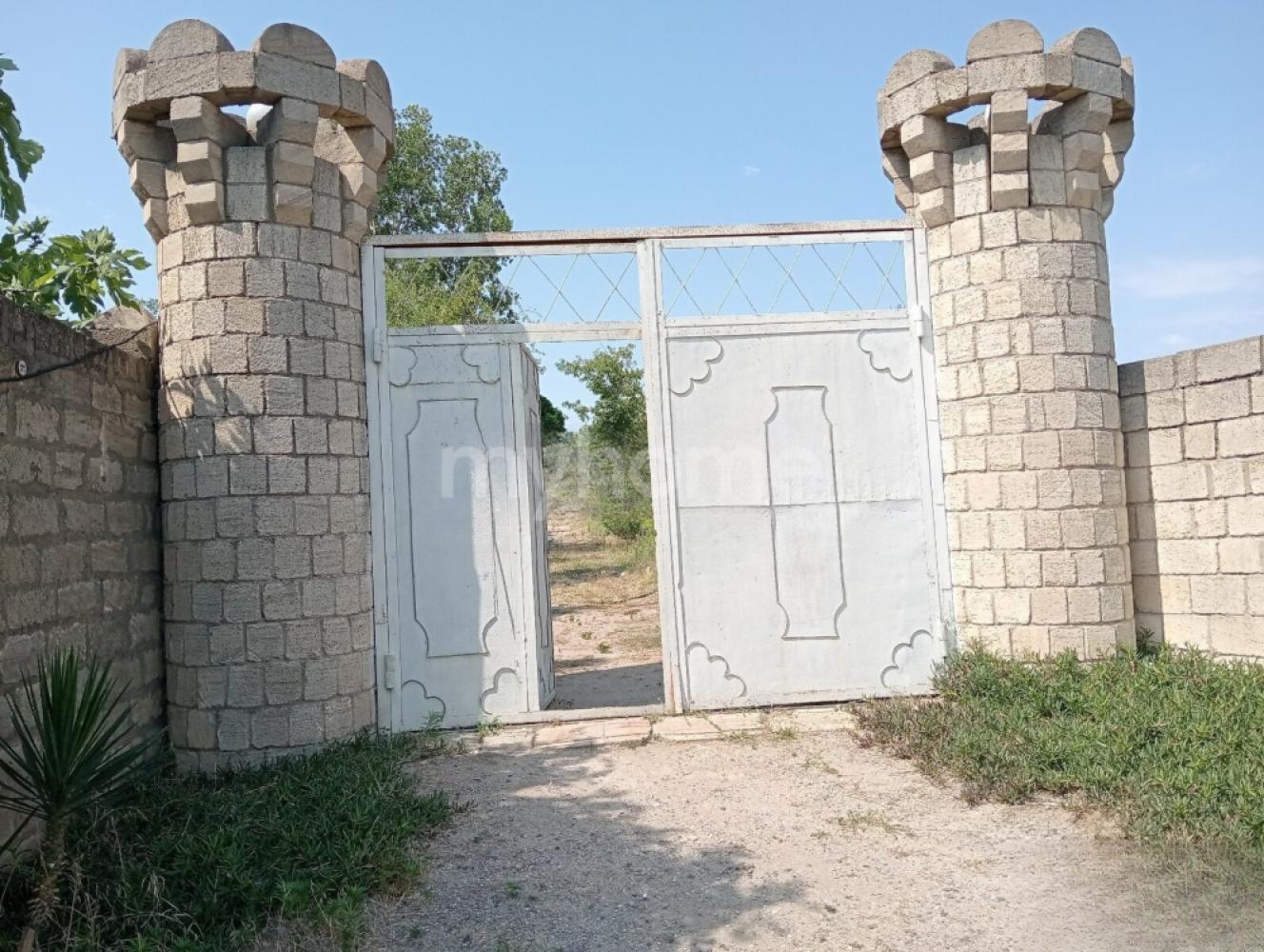  Novxanı qəsəbəsində torpaq satılır