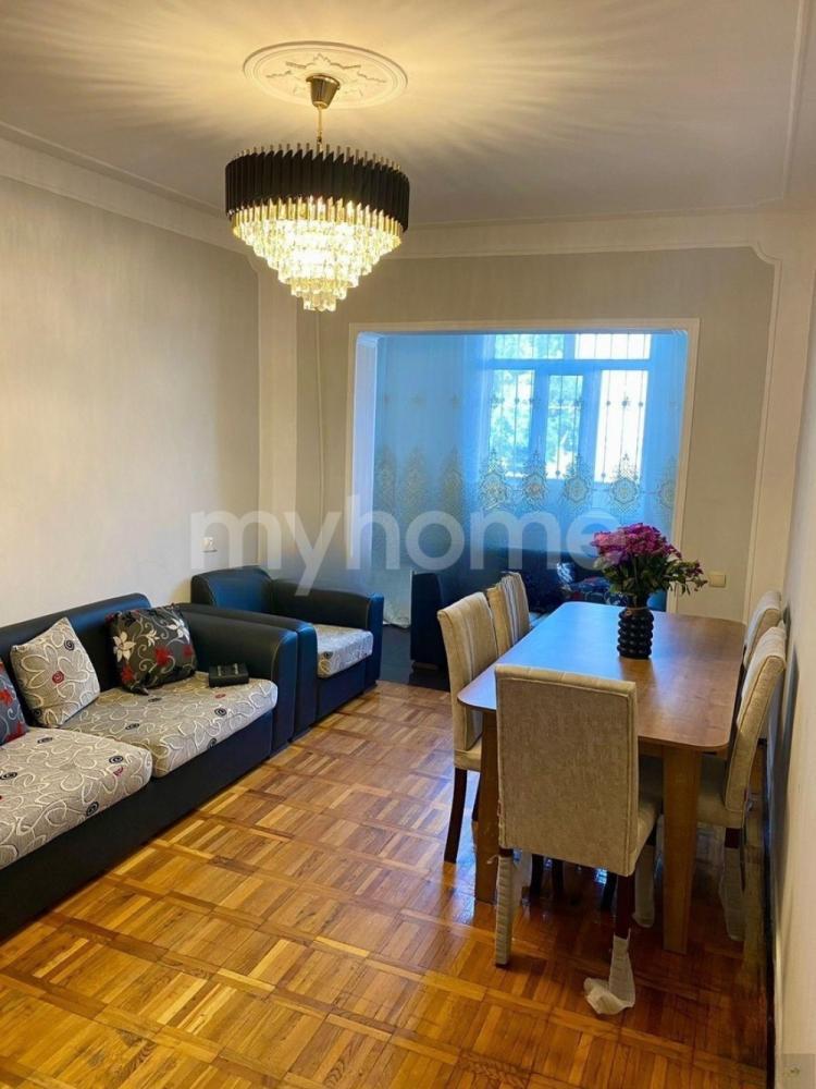  Bakı şəhərində 75m² mənzil kirayə verilir