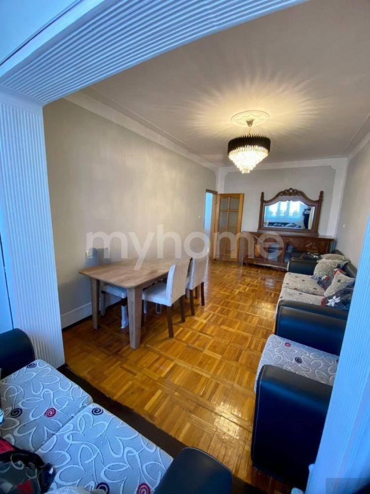  Bakı şəhərində 75m² mənzil kirayə verilir