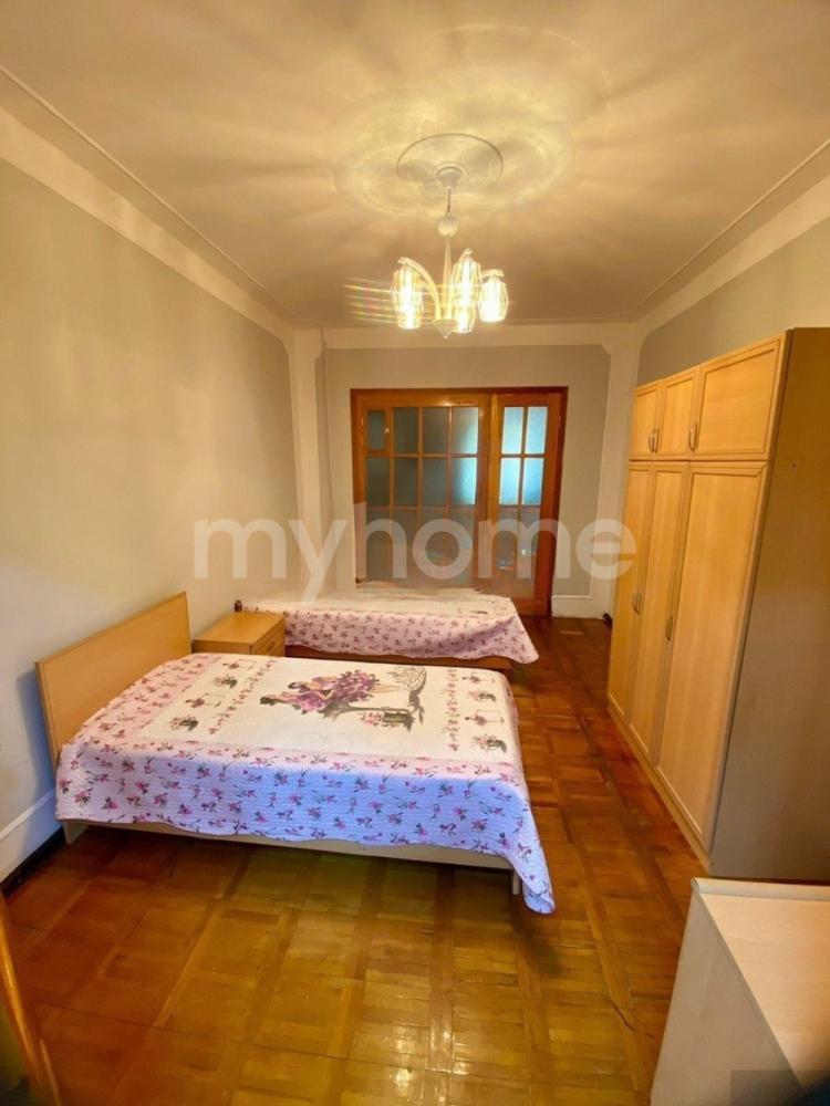  Bakı şəhərində 75m² mənzil kirayə verilir