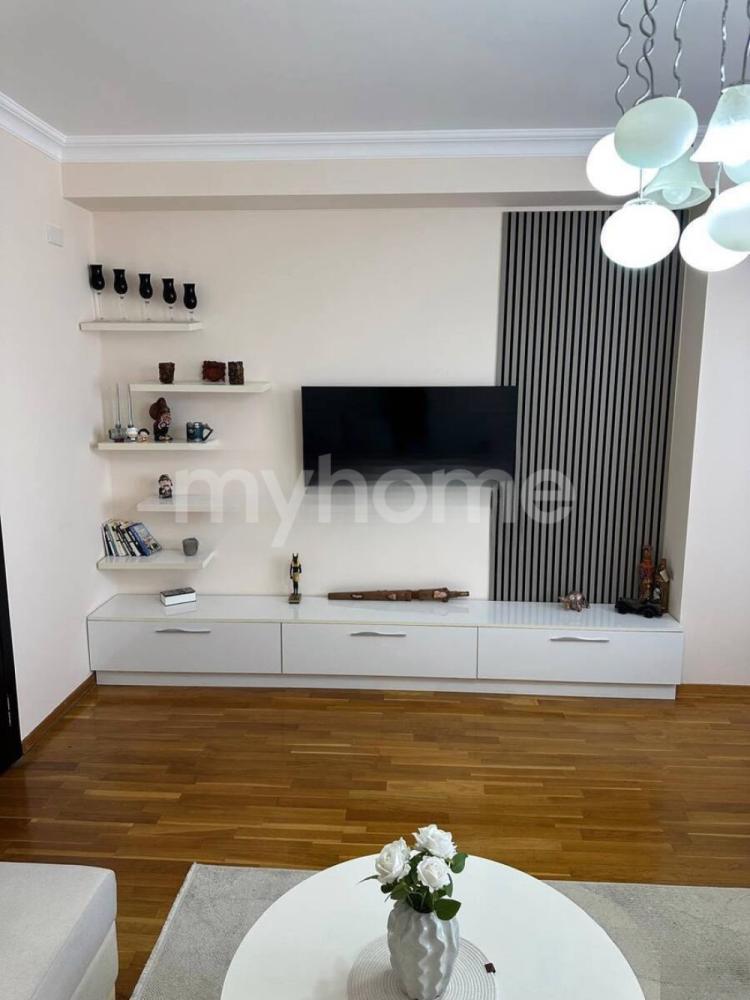  Bakı şəhərində 84m² mənzil satılır