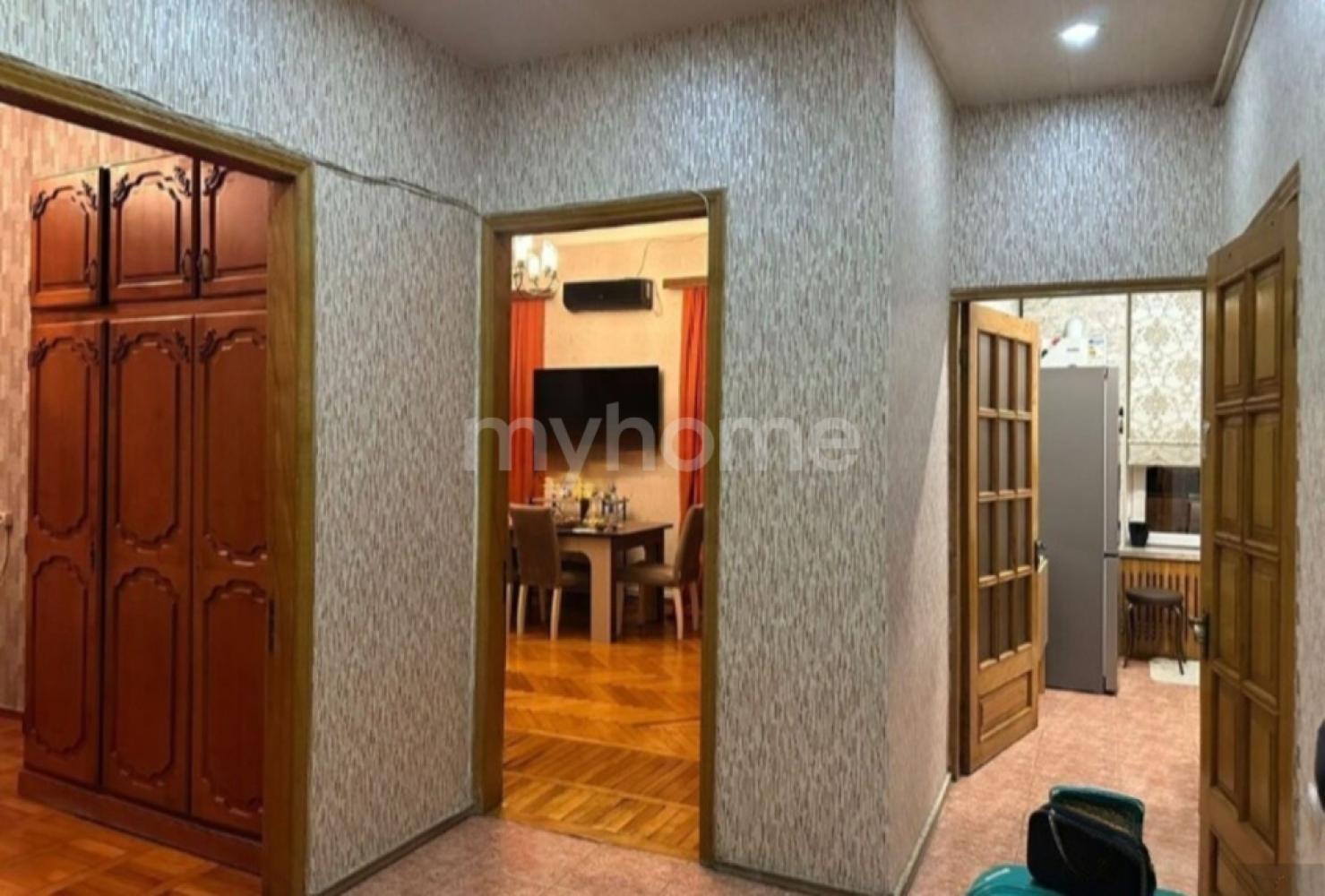  Bakı şəhərində 50m² mənzil kirayə verilir