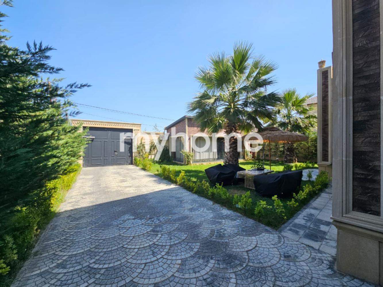  Bakıxanov qəsəbəsində 428m² həyət evi satılır
