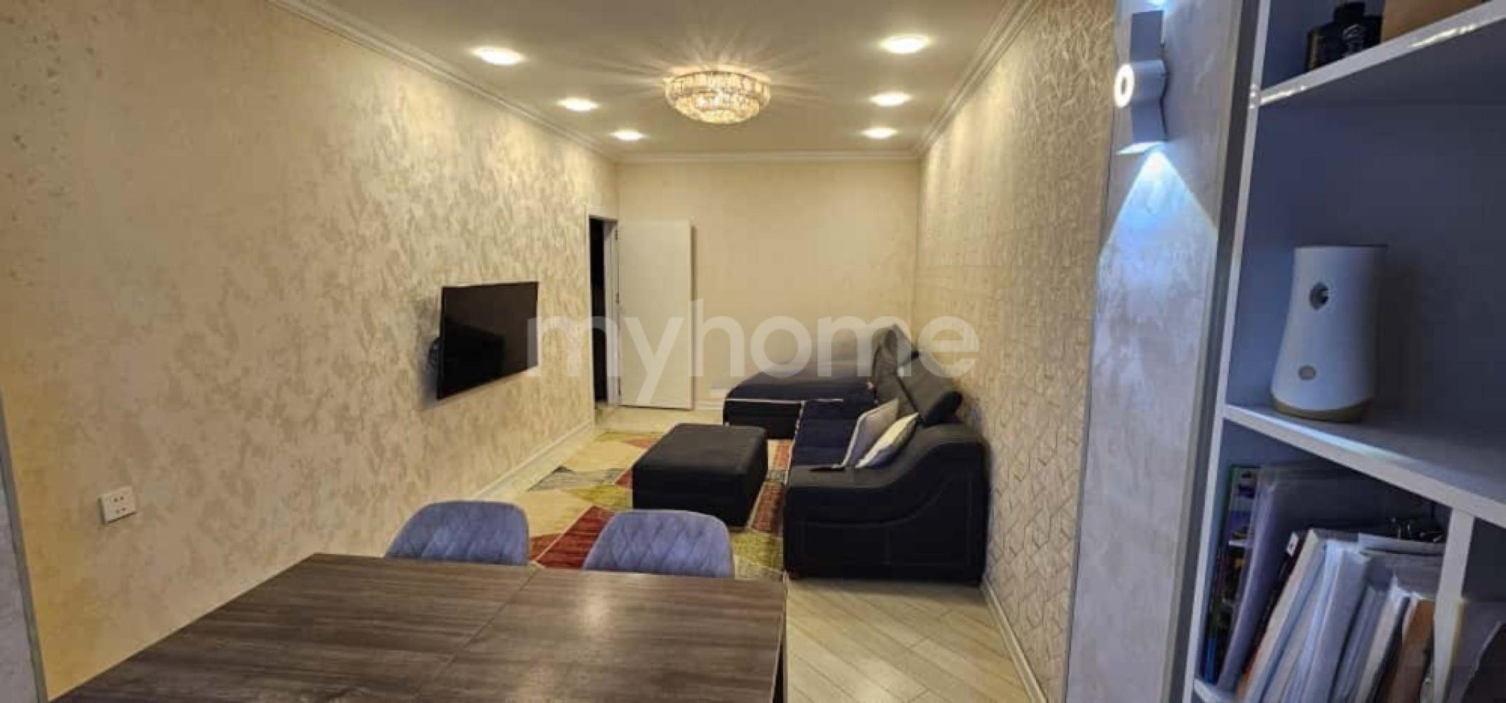  Bakı şəhərində 80m² mənzil satılır