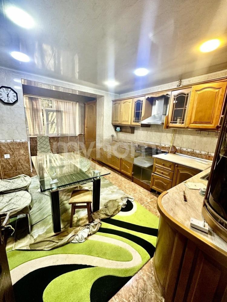  Bakı şəhərində 99m² mənzil kirayə verilir