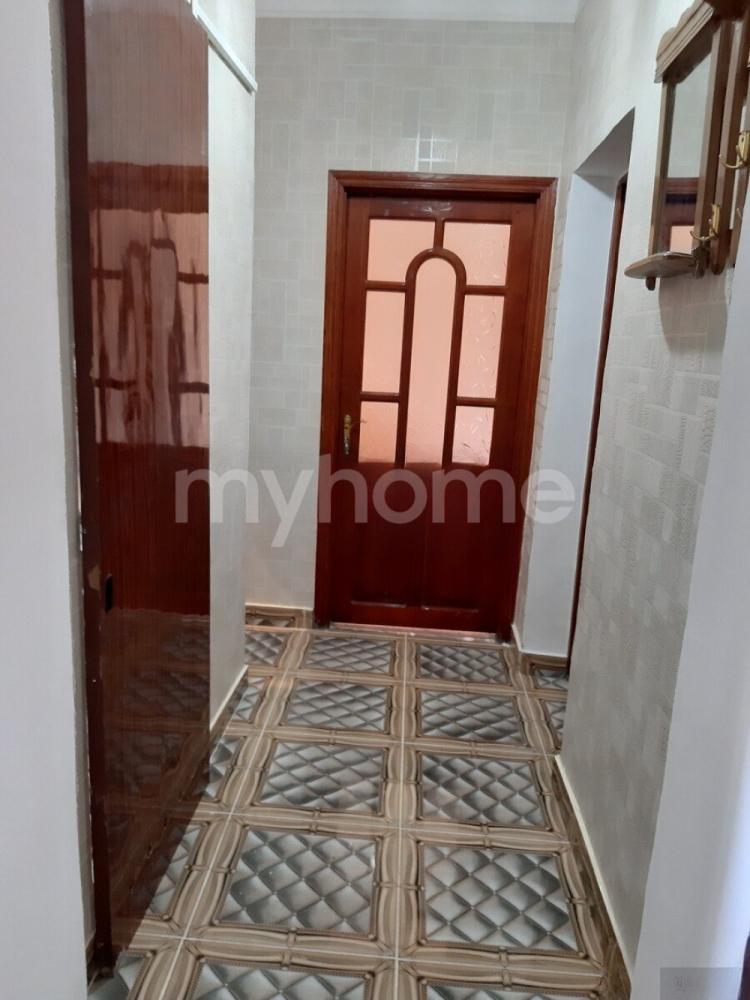  Bakı şəhərində 80m² mənzil kirayə verilir