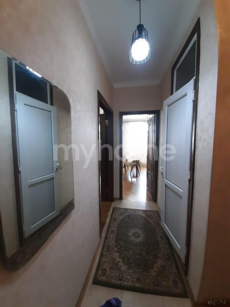  Bakı şəhərində 65m² mənzil kirayə verilir