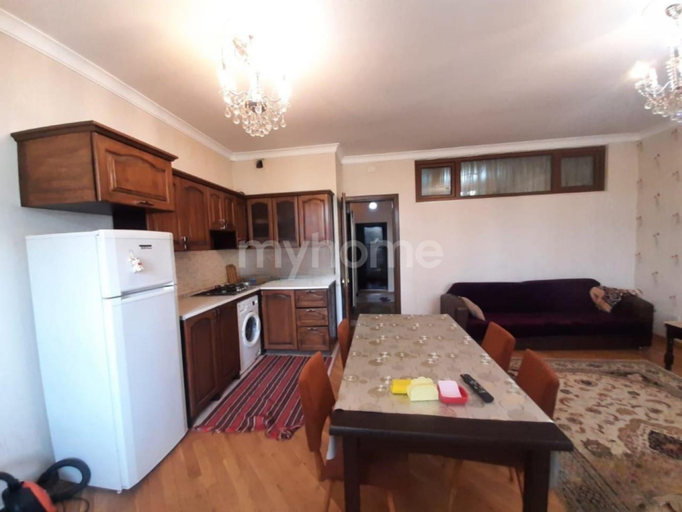  Bakı şəhərində 65m² mənzil kirayə verilir