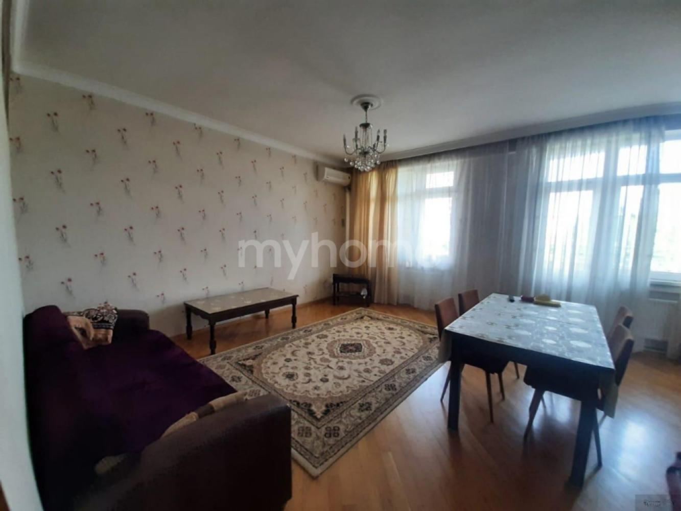  Bakı şəhərində 65m² mənzil kirayə verilir
