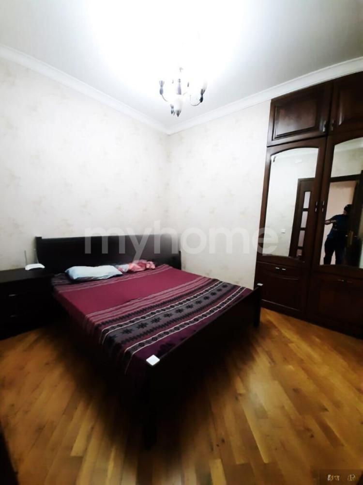  Bakı şəhərində 65m² mənzil kirayə verilir