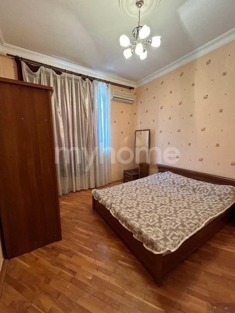  Bakı şəhərində 72m² mənzil kirayə verilir