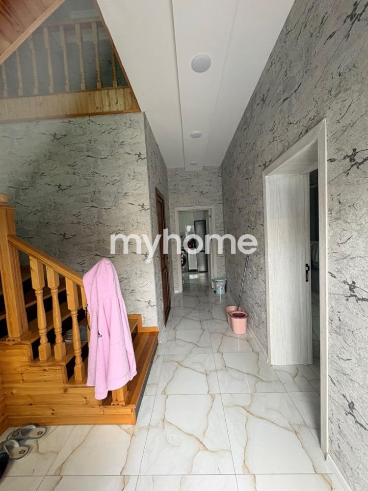  Şüvəlan qəsəbəsində 120m² həyət evi satılır