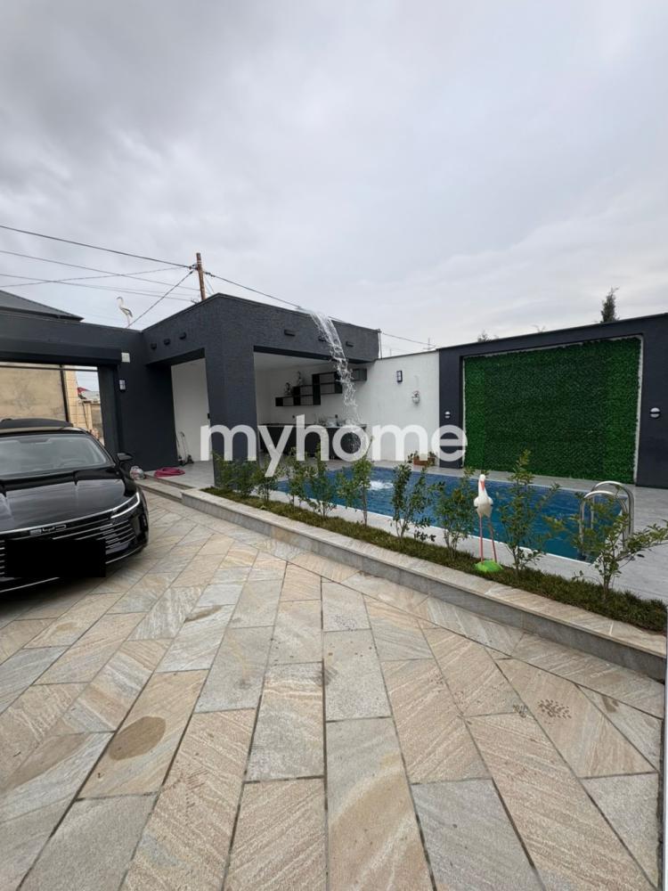  Şüvəlan qəsəbəsində 120m² həyət evi satılır