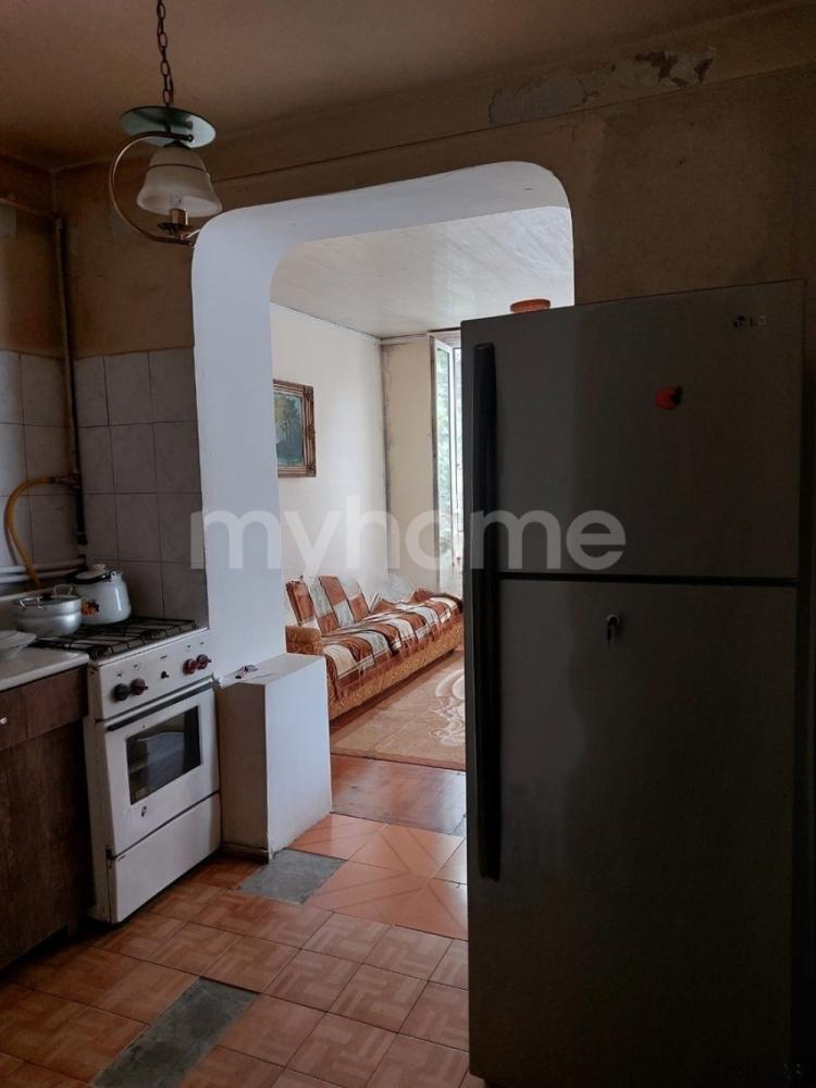  Bakı şəhərində 45m² mənzil kirayə verilir