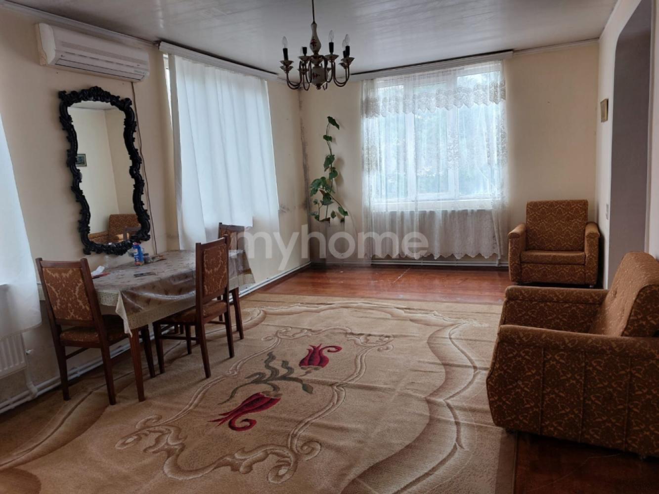  Bakı şəhərində 45m² mənzil kirayə verilir