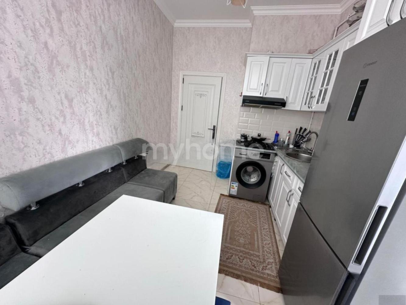  Bakı şəhərində 63m² mənzil satılır