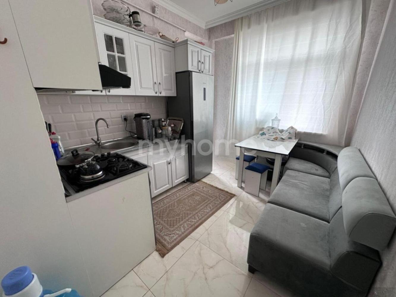  Bakı şəhərində 63m² mənzil satılır