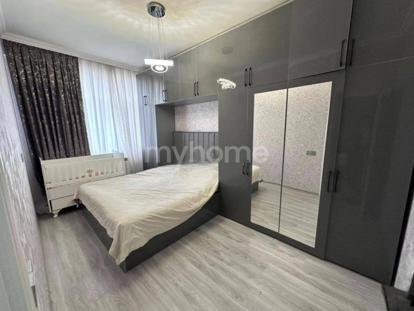 Bakı şəhərində 63m² mənzil satılır