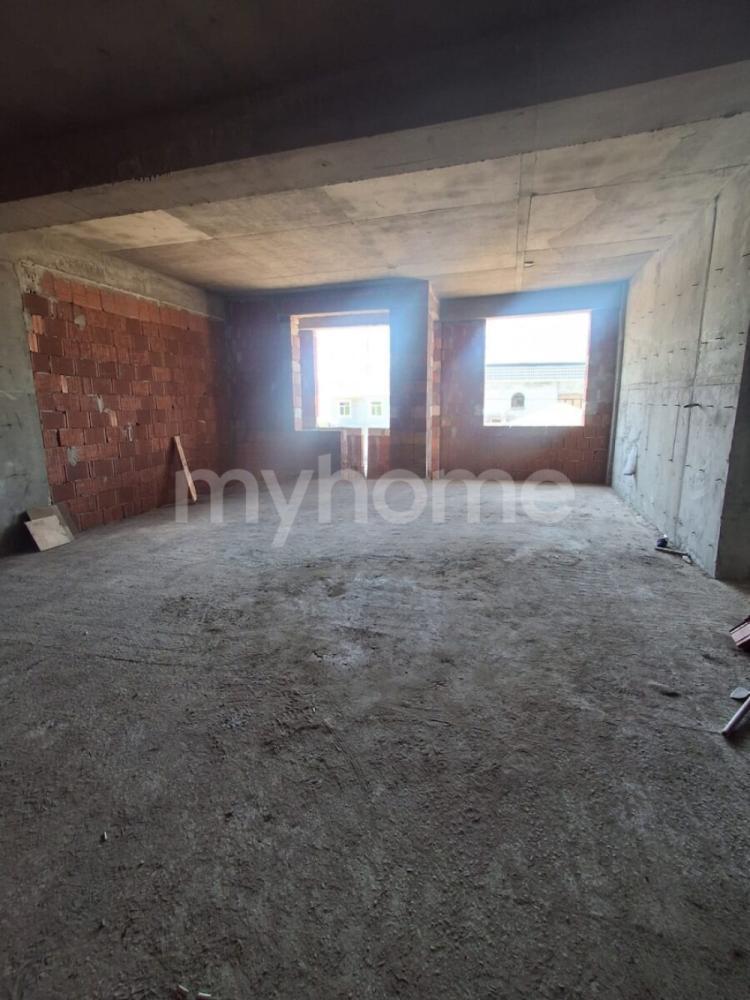  Xırdalan şəhərində 60m² mənzil satılır