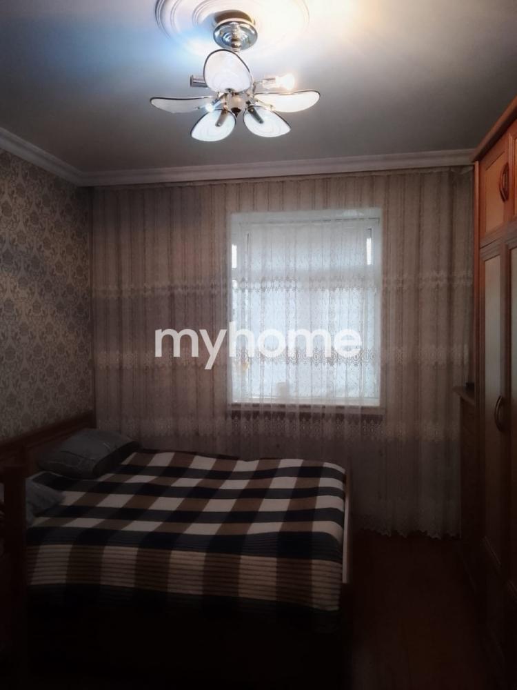  Əmircan qəsəbəsində 100m² mənzil satılır